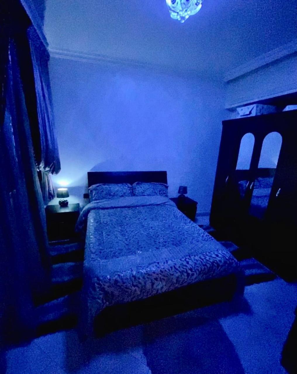 Tropicana Apartment *
